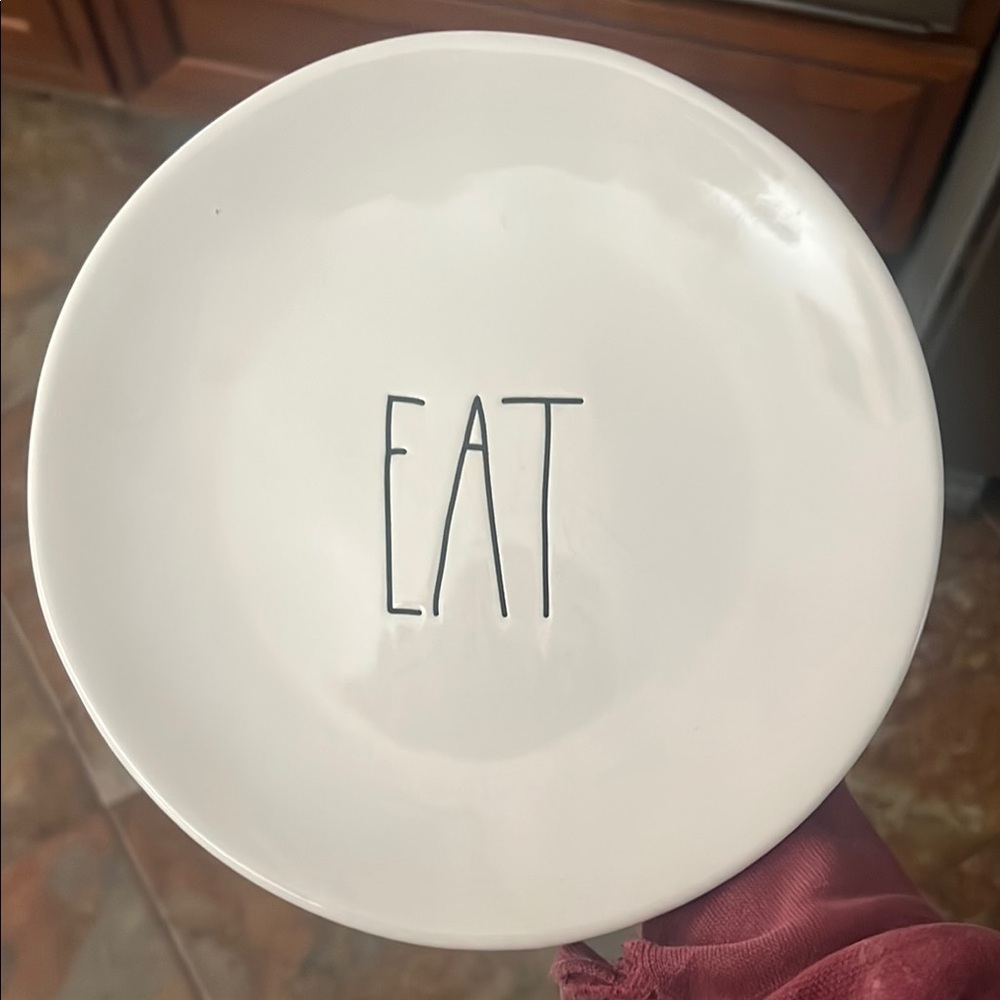 Rae Dunn White “Eat” Set of 4 Plates. Great condition